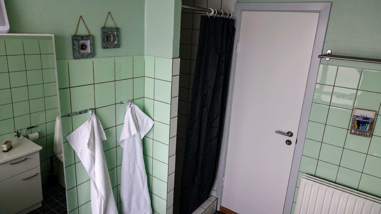 2 Rooms, Private Kitchen, Bathroom, And Garden. Aarhus Exterior photo